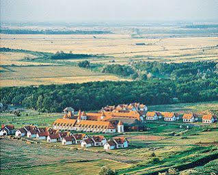 Hortobagy Club Hotel Экстерьер фото